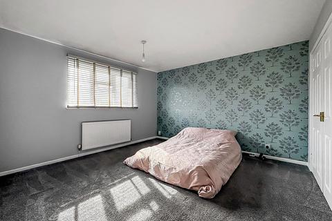 1 Weavers Road, Quedgeley, Gloucester, GL2 4WX