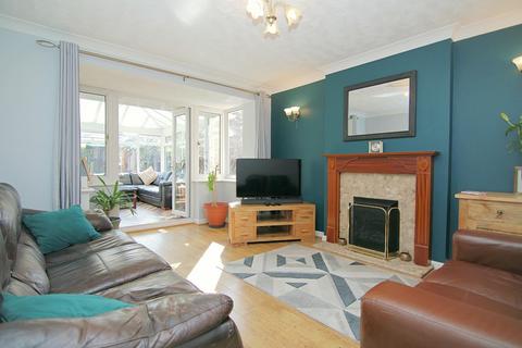 4 bedroom detached house for sale, Swinnow Green, Pudsey, LS28 9AW