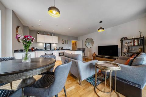 2 bedroom flat for sale, Greenwich High Road, Greenwich, London, SE10