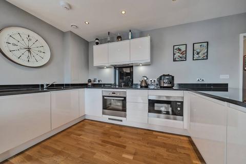 2 bedroom flat for sale, Greenwich High Road, Greenwich, London, SE10
