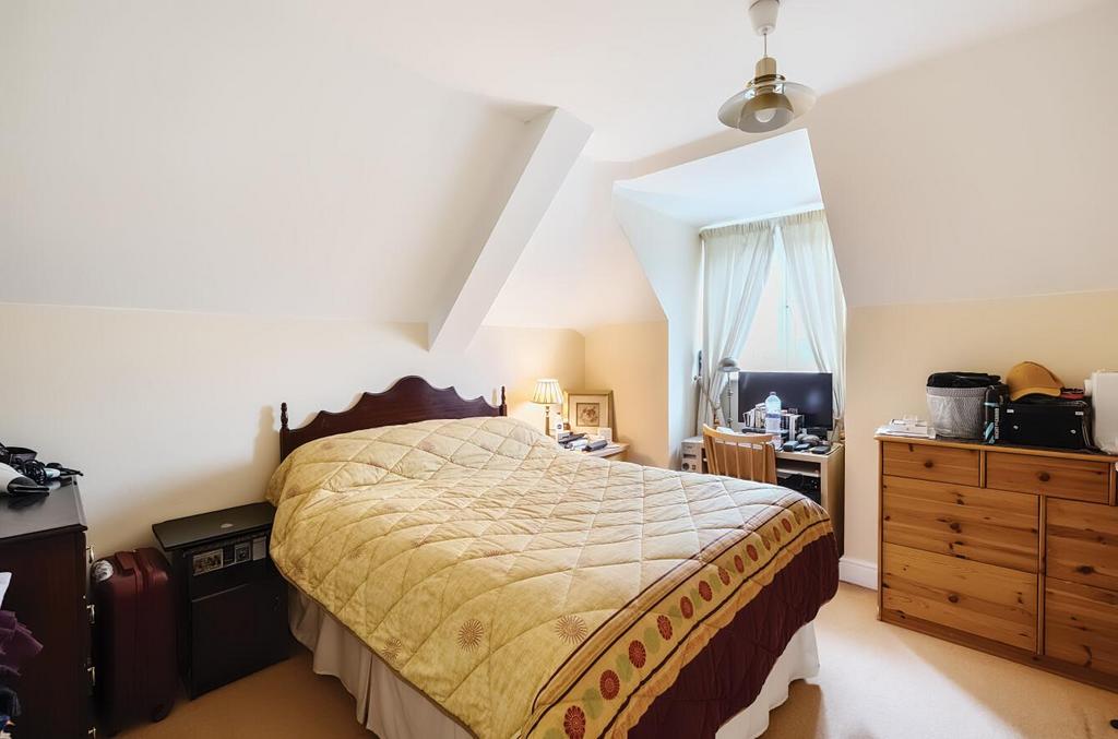 Davidson Frost-Wellings, DFW, Chandos Court, Stanm