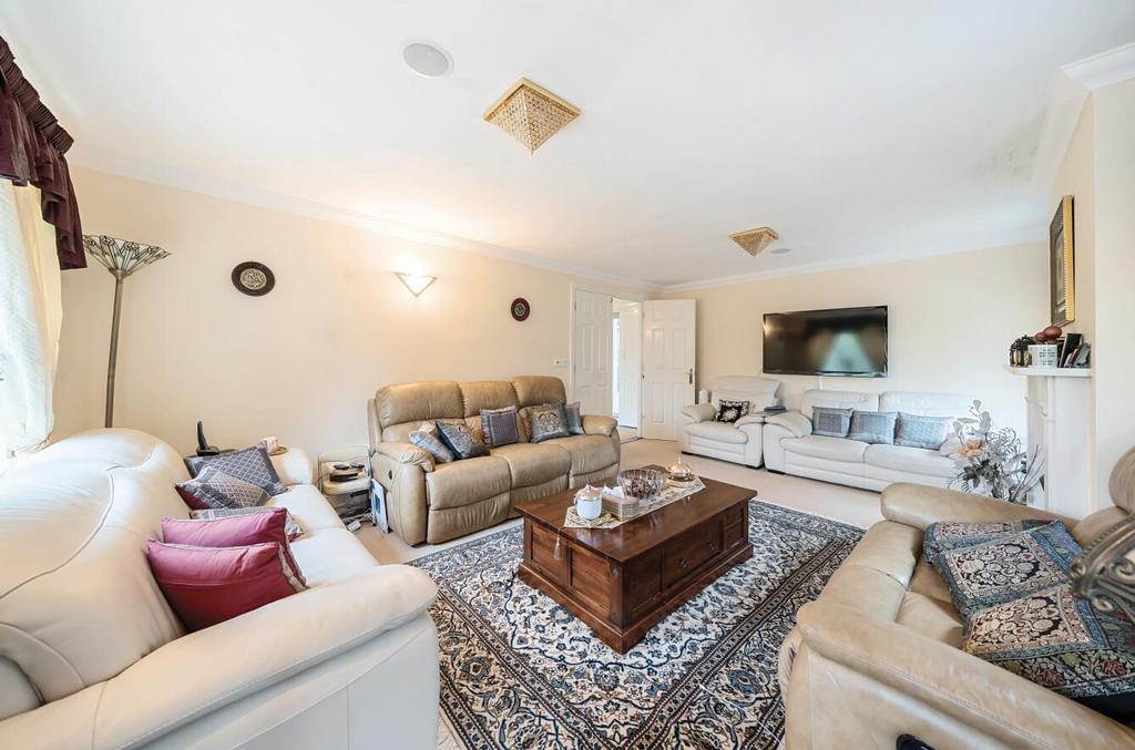 Davidson Frost-Wellings, DFW, Chandos Court, Stanm