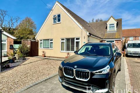 4 bedroom detached house for sale, Kirkhurst Close, Brightlingsea, CO7