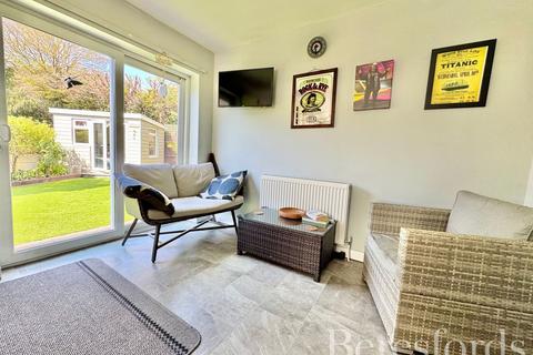 4 bedroom detached house for sale, Kirkhurst Close, Brightlingsea, CO7