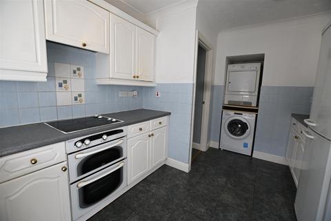 1 Beechcroft Road, Canvey Island, SS8 0HD