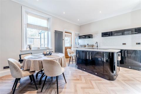 29 Ashgrove, Greengates, Bradford, BD10 0BP