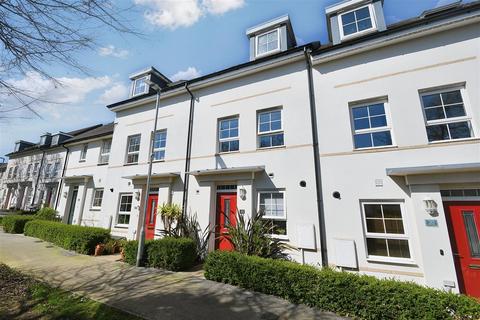 3 bedroom terraced house for sale, Union Park, Falmouth TR11