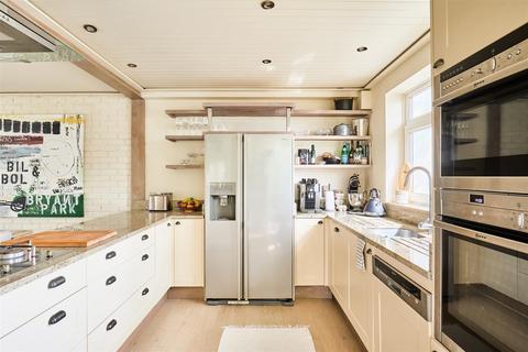 40 Ibis Lane, London, W4 3UP