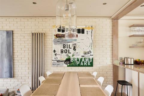 40 Ibis Lane, London, W4 3UP