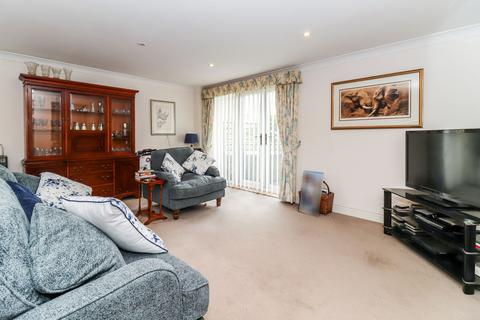 2 bedroom ground floor flat for sale, St. Albans Hill, Hemel Hempstead, HP3