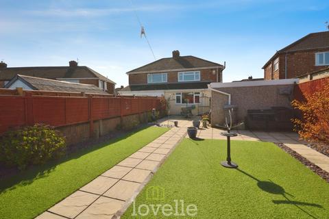 3 bedroom semi-detached house for sale, Penshurst Road, Cleethorpes DN35