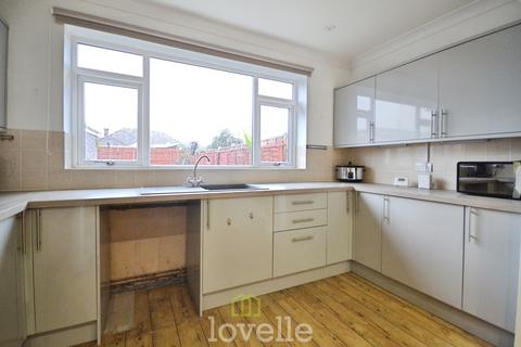 3 bedroom semi-detached house for sale, Penshurst Road, Cleethorpes DN35