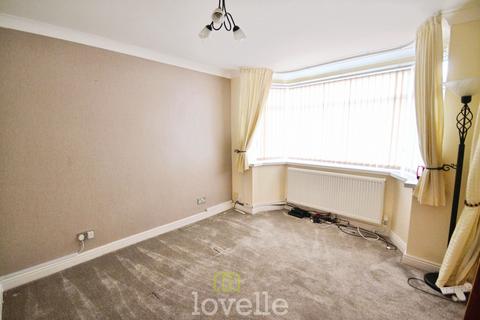 3 bedroom semi-detached house for sale, Penshurst Road, Cleethorpes DN35