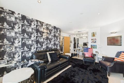 undefined, Apartment 4, Union Mill