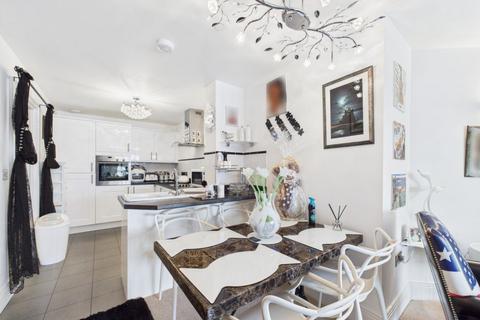 undefined, Apartment 4, Union Mill