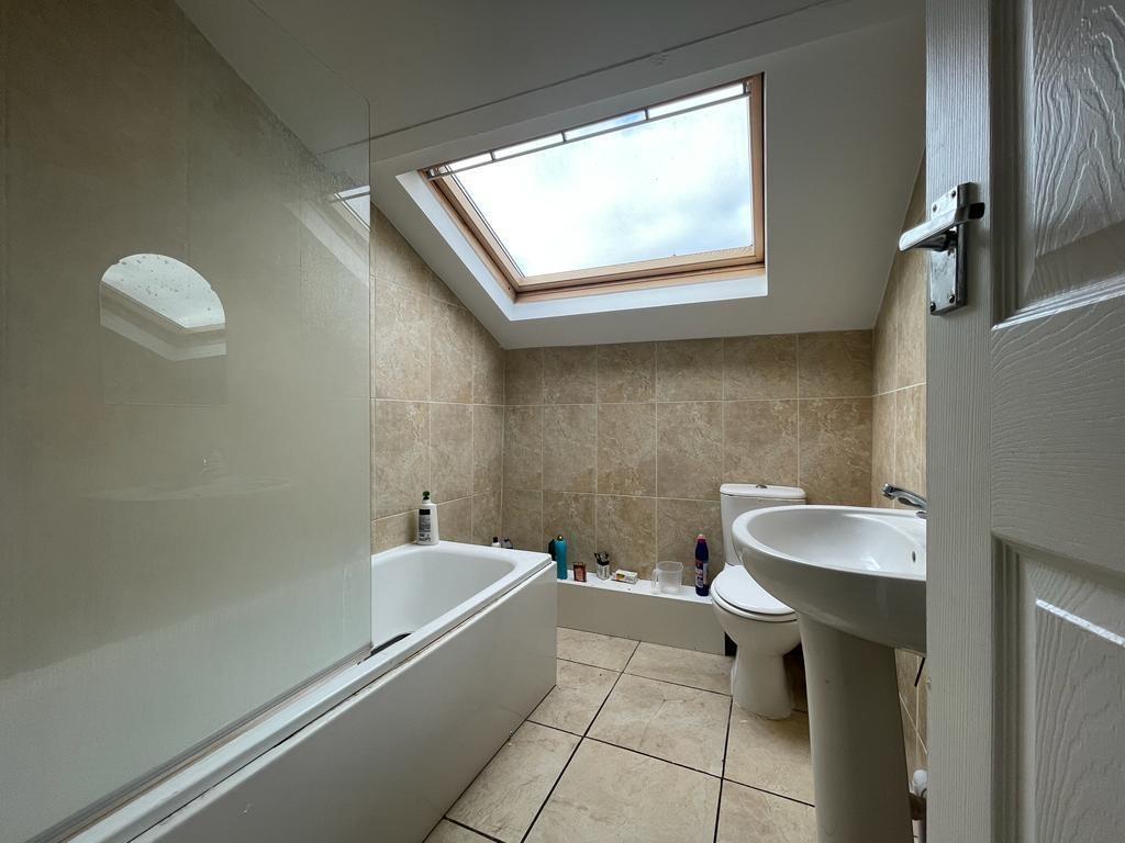 Whats App Image 2022-11-24 at 15.30.40 (1).jpeg