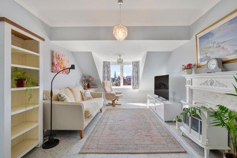 1 bedroom retirement property for sale, Springfield Meadows, Weybridge, KT13