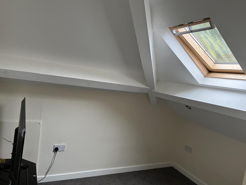 Side room