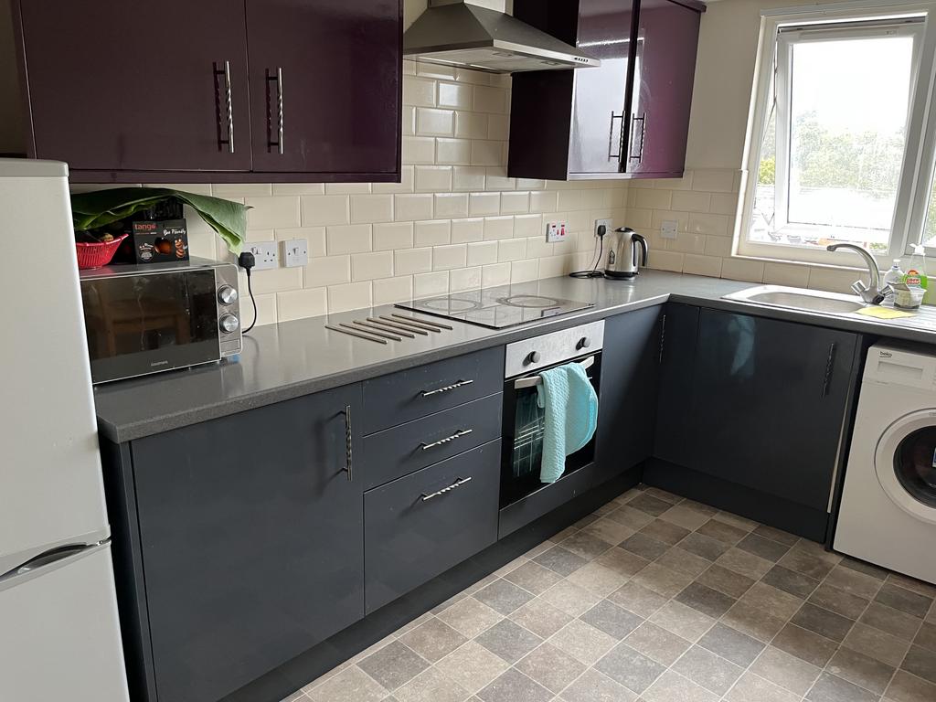 Kitchen photo 2