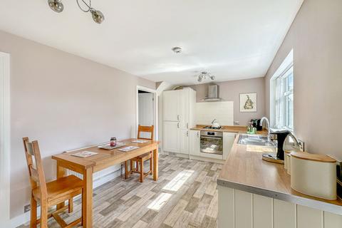 31 Back Lane, Burstwick, Hull, HU12 9EG