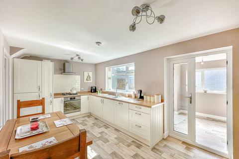 31 Back Lane, Burstwick, Hull, HU12 9EG