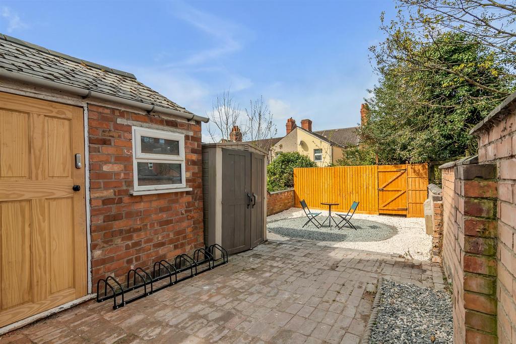 37 Melville Road, Coventry, CV1 3 A (126).jpg