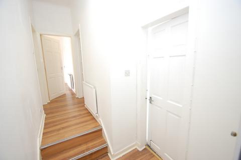 92 Dundee Drive, Glasgow, G52 3HN