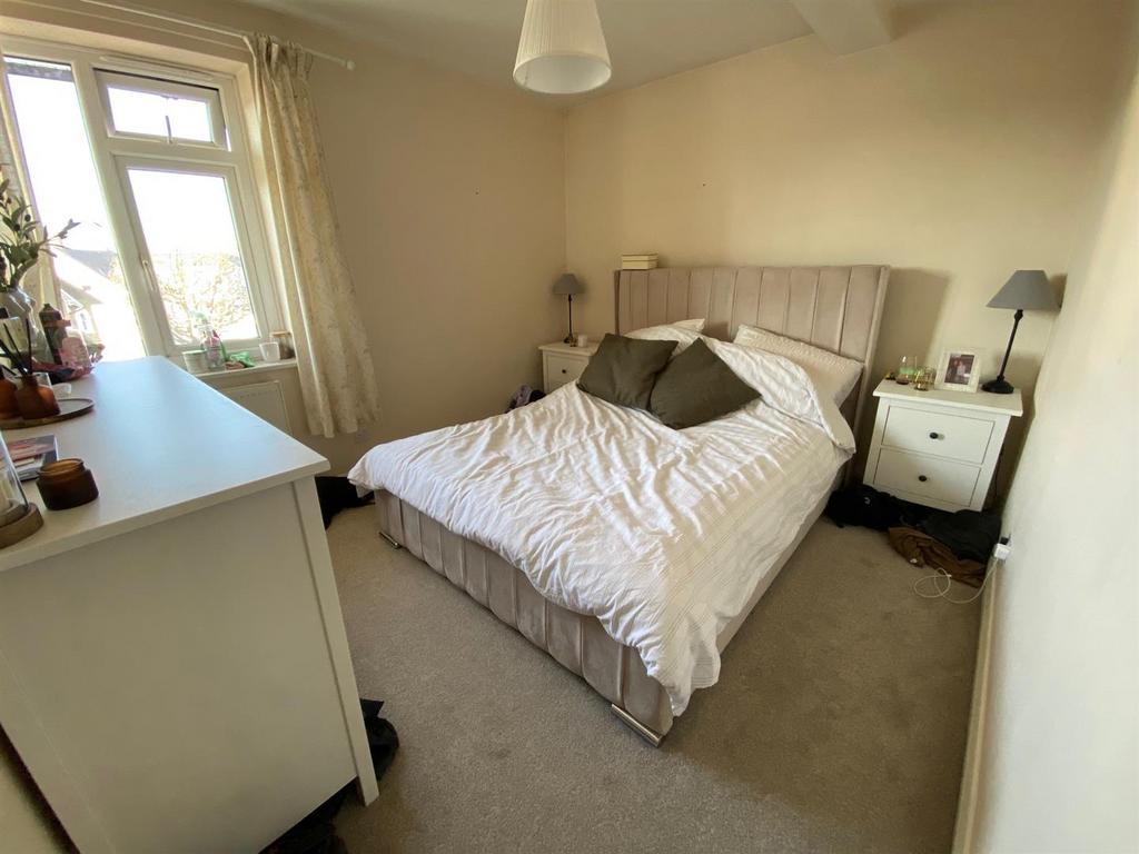 Master Bedroom (1).jpg