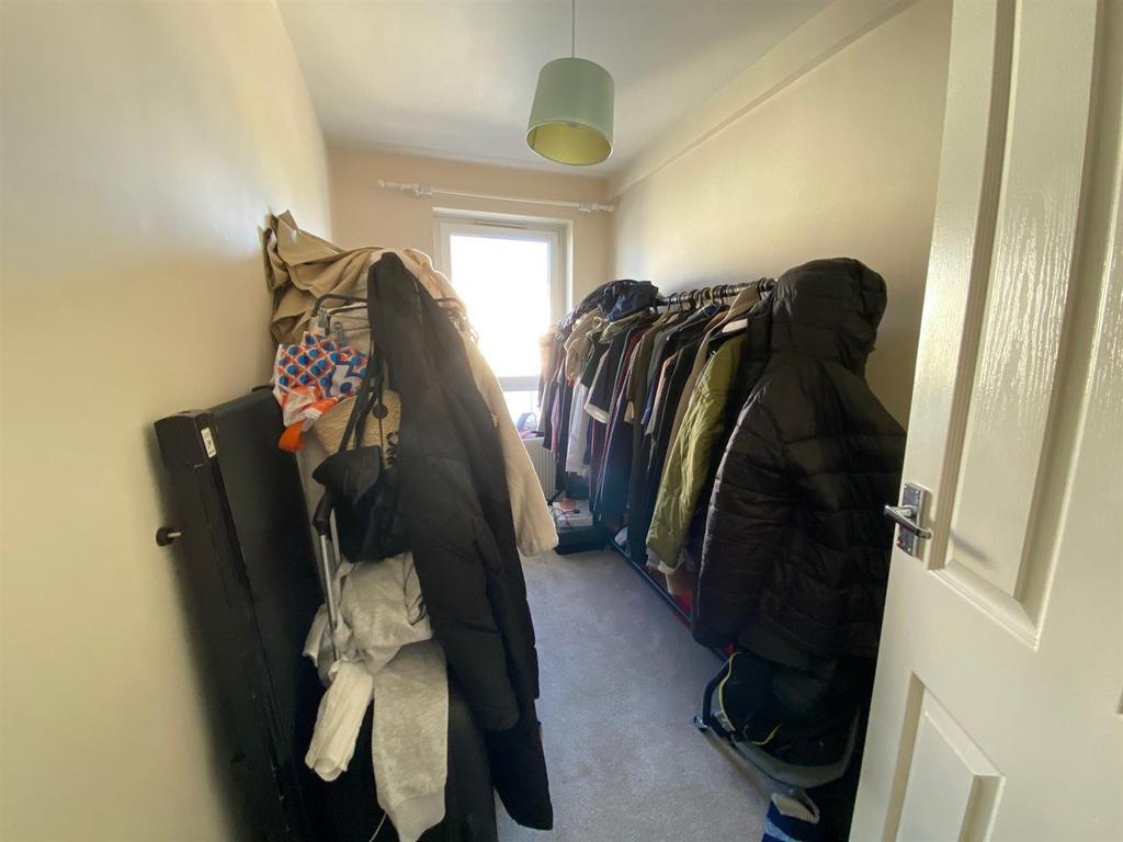 Bedroom 3.jpg