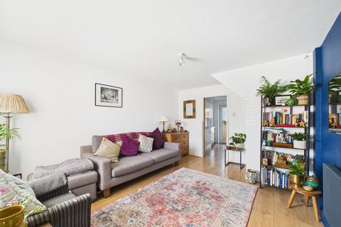 16 Okehampton Crescent, Nottingham, NG3 5SE