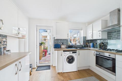 16 Okehampton Crescent, Nottingham, NG3 5SE