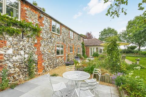 5 bedroom cottage for sale, Sutton Road, Catfield, NR29