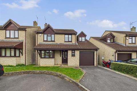 4 bedroom detached house for sale, Godwins Close, Melksham SN12