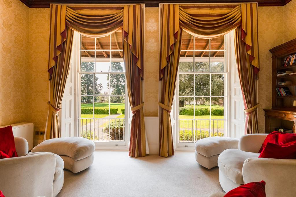 Drawing room-7.jpg