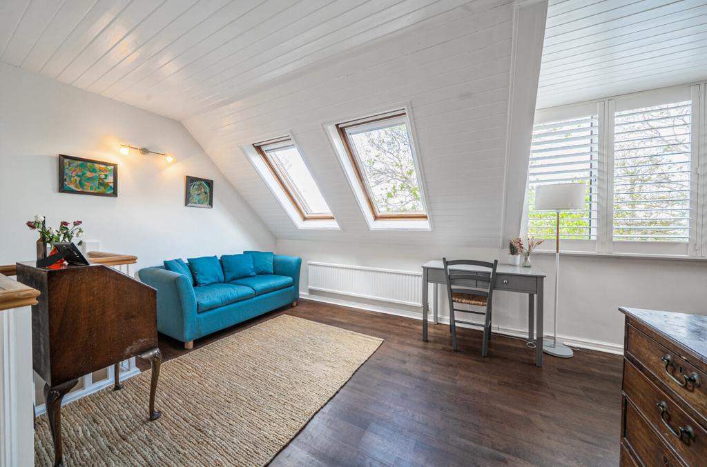 Upstairs Living Area