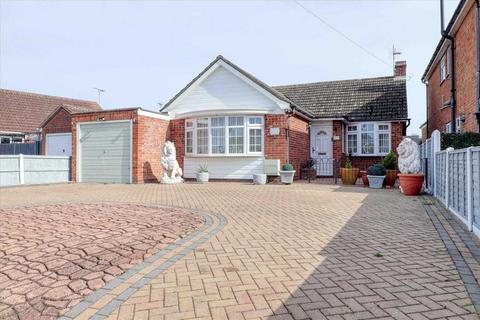 138 Burrs Road, Clacton-on-sea, CO15 4LG
