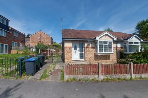 2 bedroom semi-detached bungalow to rent, Kingfisher Grove, Bradford, BD8