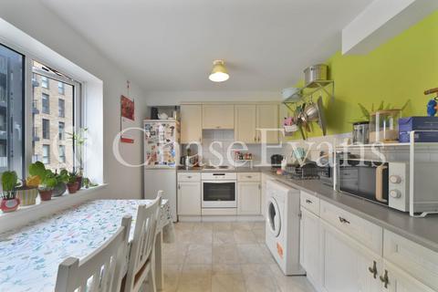 2 bedroom flat for sale, Langbourne Place, Isle Of Dogs, London, E14