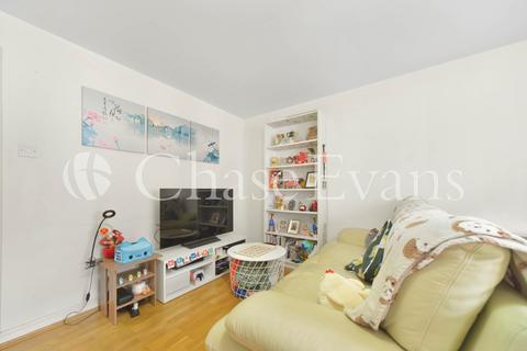 2 bedroom flat for sale, Langbourne Place, Isle Of Dogs, London, E14