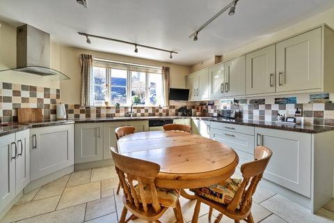 undefined, Littleworth, Amberley, Stroud, Gloucestershire, GL5