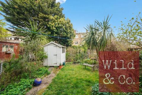 3 bedroom maisonette for sale, Mandalay House, Clissold Crescent, Stoke Newington
