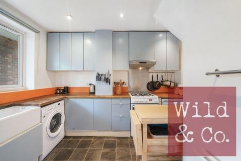 3 bedroom maisonette for sale, Mandalay House, Clissold Crescent, Stoke Newington