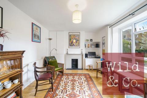 3 bedroom maisonette for sale, Mandalay House, Clissold Crescent, Stoke Newington