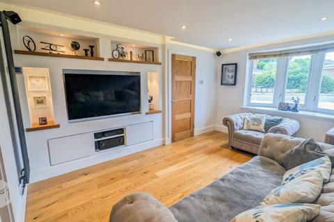 Somerton Road, Bolton, BL2 6LW