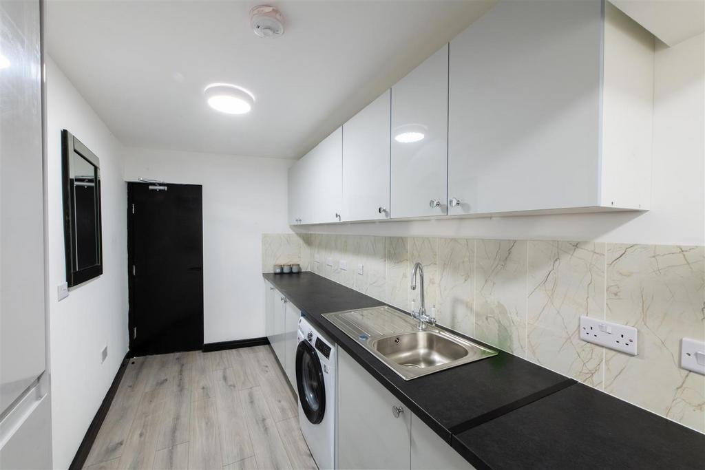 RFP 5950-HDR - Copy.JPG