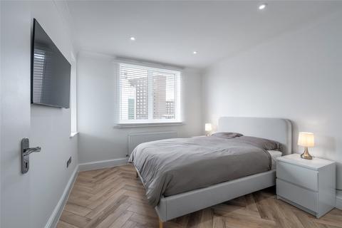 1 bedroom apartment for sale, Regent Court, 1 North Bank, London, NW8