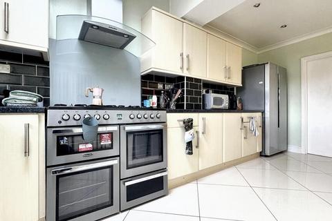 1 bedroom house to rent, Camberley Road, Bristol BS4
