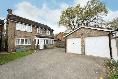 74 Binley Close, Shirley, Solihull, B90 2RB