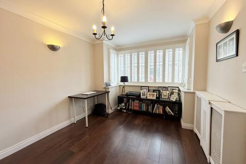 74 Binley Close, Shirley, Solihull, B90 2RB