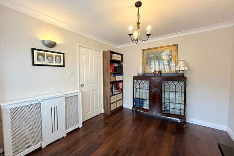 74 Binley Close, Shirley, Solihull, B90 2RB